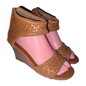ELF ATHENA Sz 7 NWOT Wedge Athena Tan Woven Leather Open Toe Hand Made